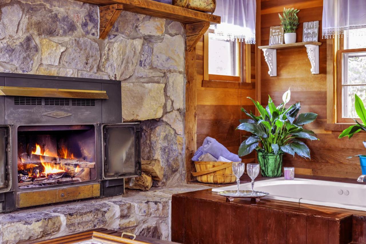 Osceola Mill Dining & Lodging Steeles Tavern Екстериор снимка
