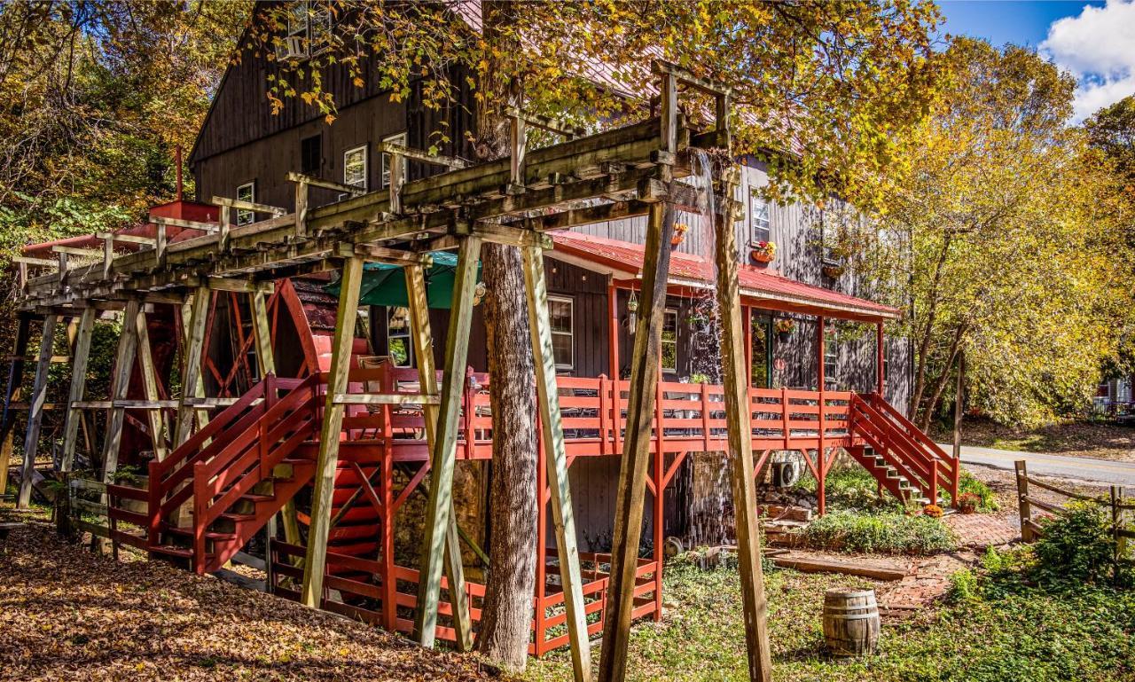 Osceola Mill Dining & Lodging Steeles Tavern Екстериор снимка
